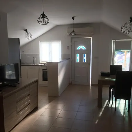 Anita Apartment Lumbarda