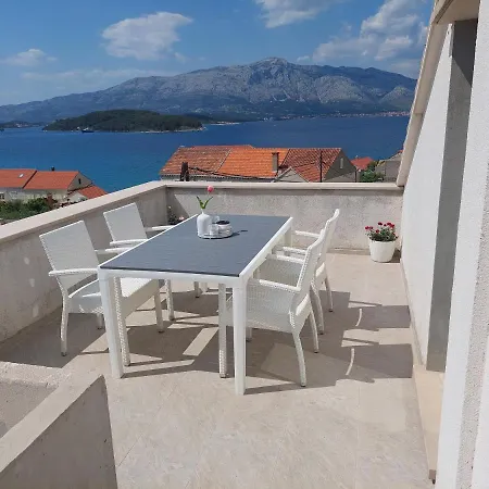 Anita Apartment